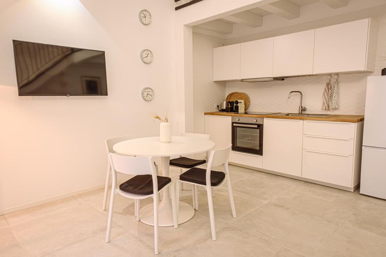 Garruba 92 Apartments Bari Buitenkant foto