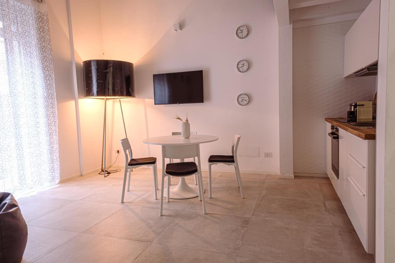 Garruba 92 Apartments Bari Buitenkant foto