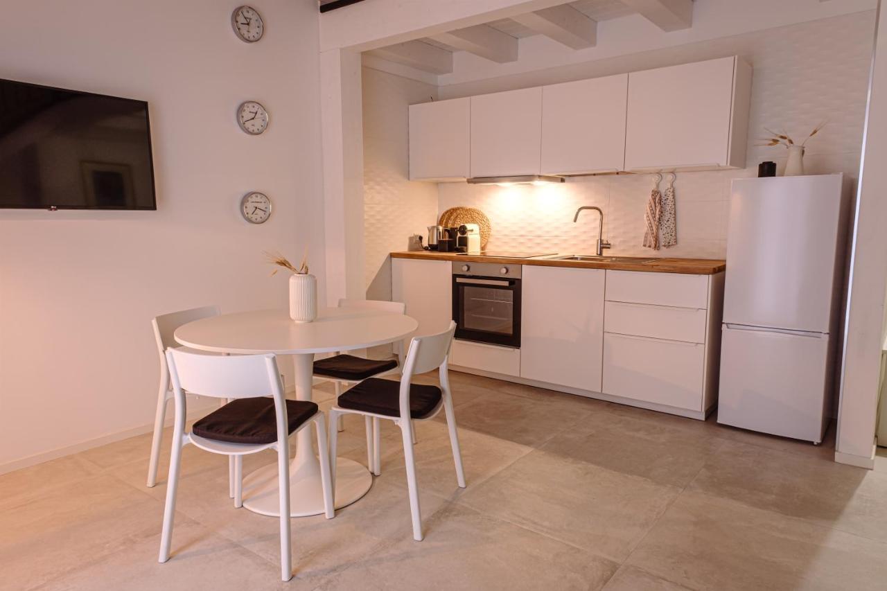Garruba 92 Apartments Bari Buitenkant foto
